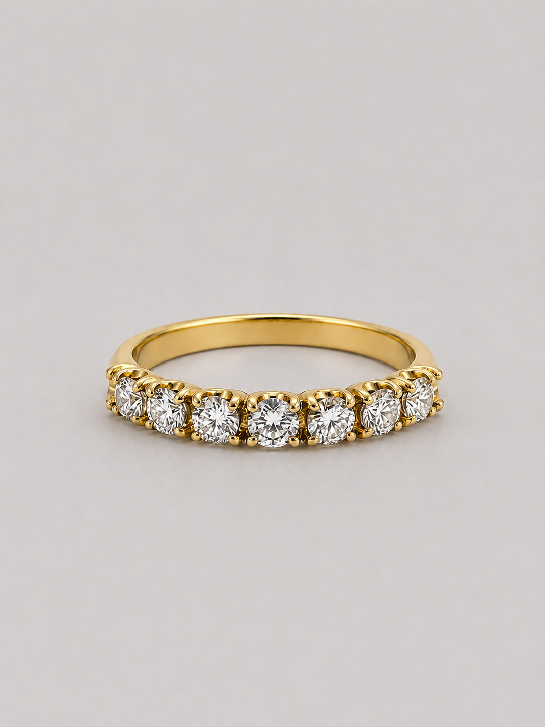 Anel Aparador com Zirconias em Ouro18k