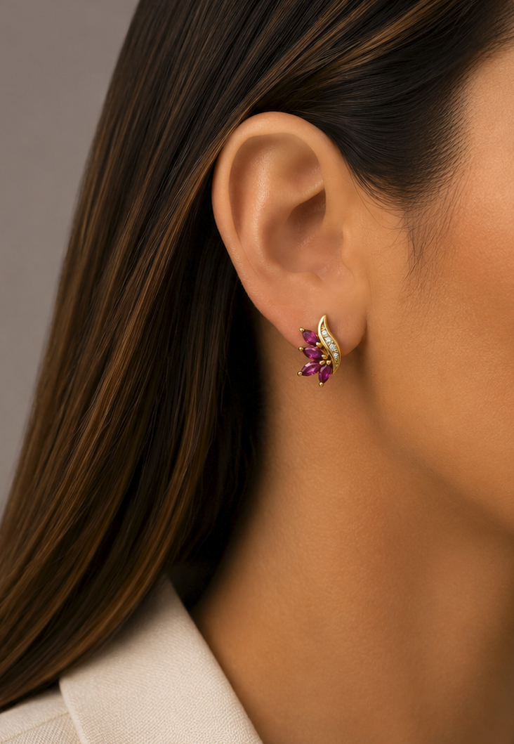 Brinco Meia Flor Rubi